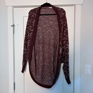 Abercrombie & Fitch Maroon Patterned Cardigan